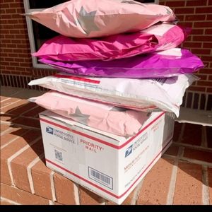 Offers are welcomed 💗